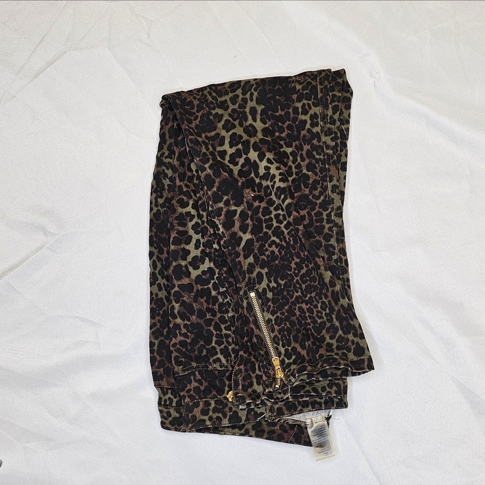 Peter Nygard Leopard Print Pants - Black and Brown - Picture 2 of 2